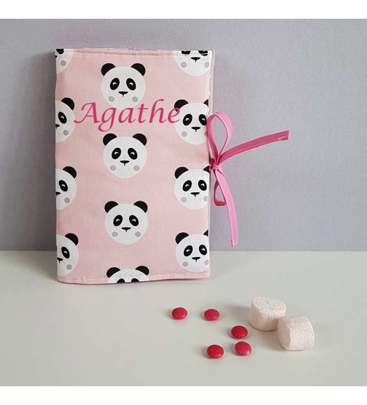 Protège Carnet de Santé Fille Brodé Prénom - Motif Panda Rose- CréaFlo